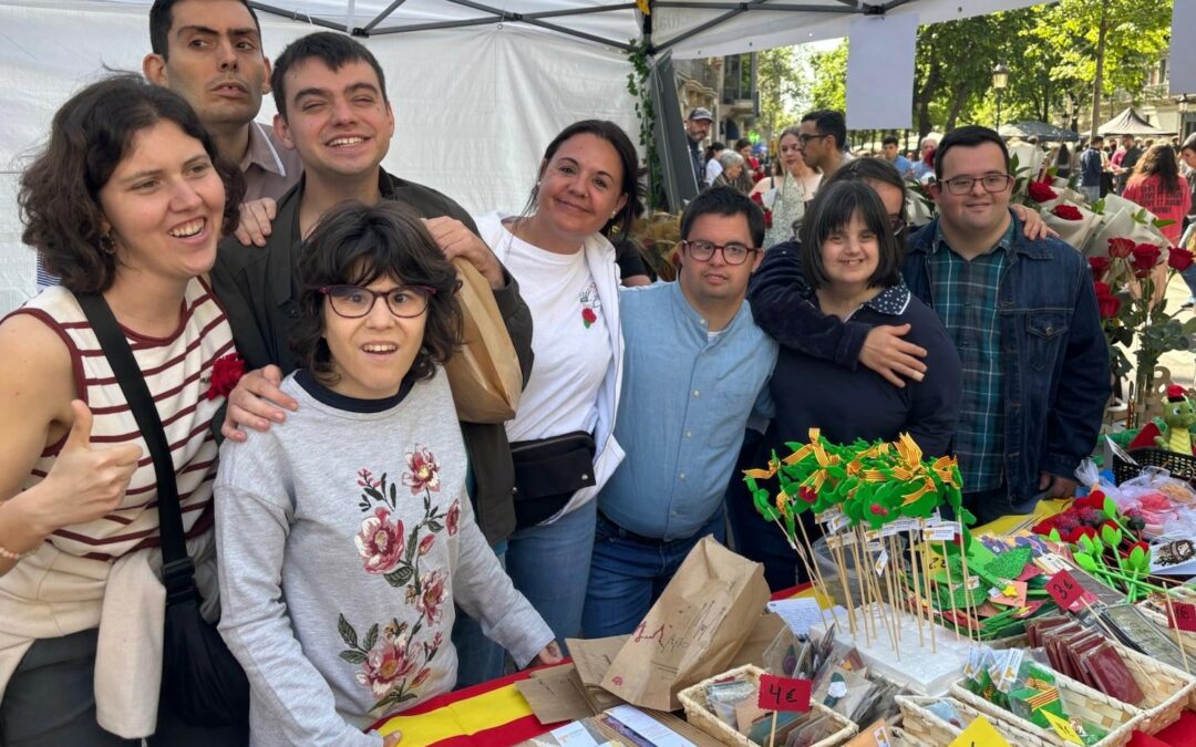 🌹📚 UN SANT JORDI SOLIDARI PER RECORDAR